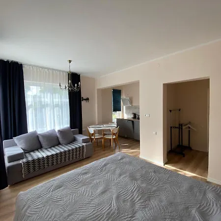 Vanapargi Apartament *